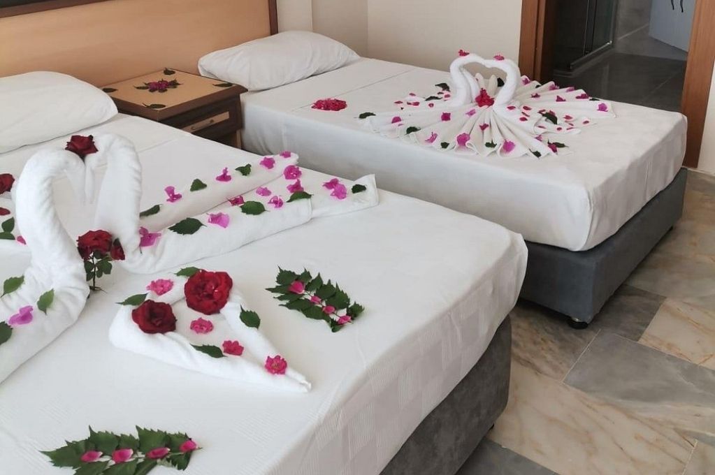 ÖZGÜRHAN OTEL SİDE